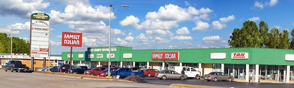 GOOD NEIGHBOR SHOPPING CENTER: 1500 Lake Land Blvd, Mattoon, IL 61938